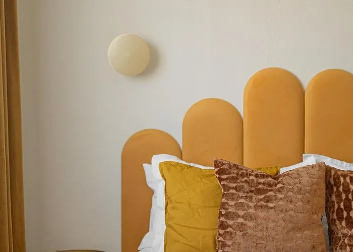 Faculty Of Law Apartament Bucureşti